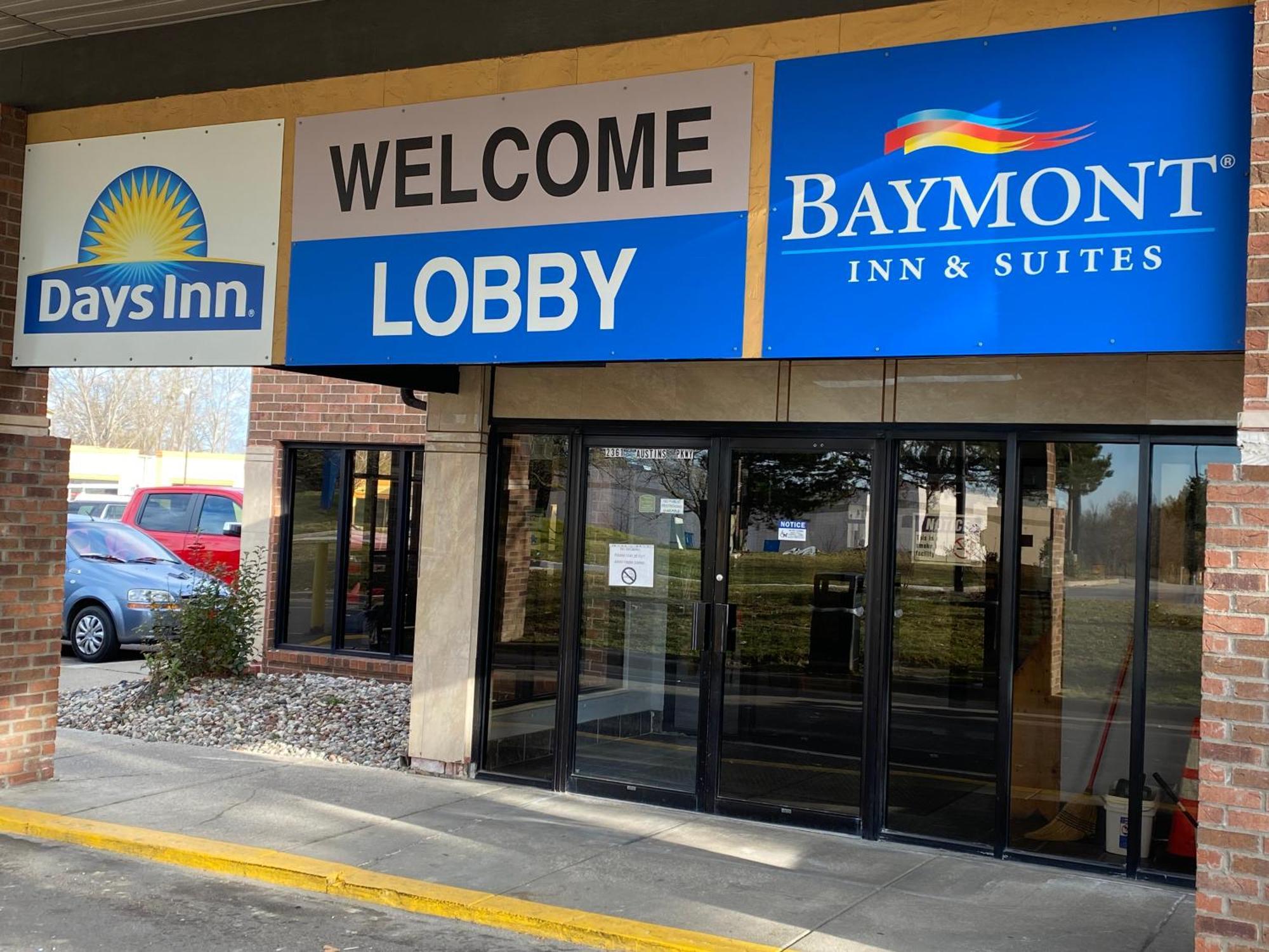 Hotel Baymont By Wyndham Flint Airport North Exterior foto