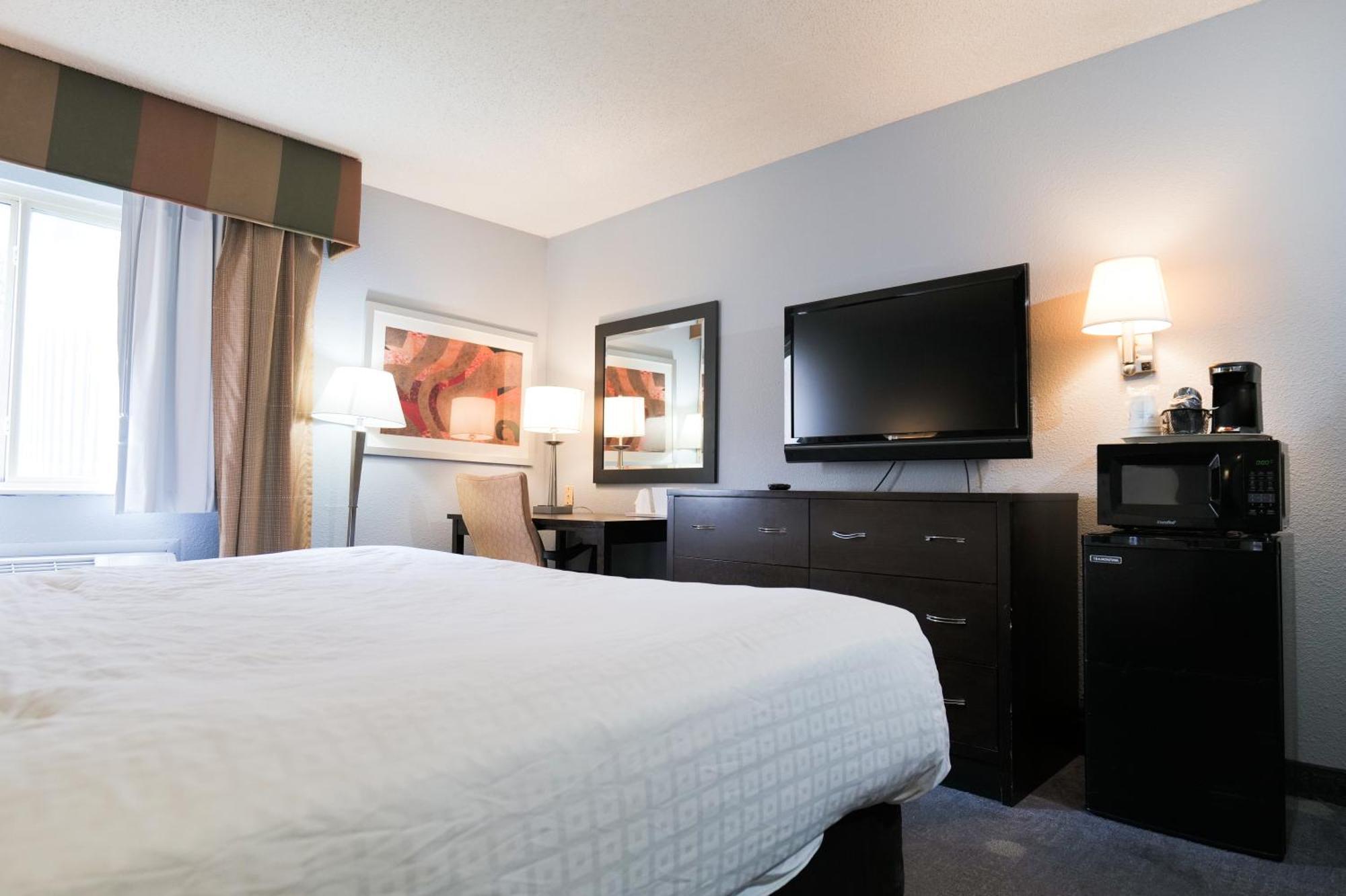 Hotel Baymont By Wyndham Flint Airport North Exterior foto